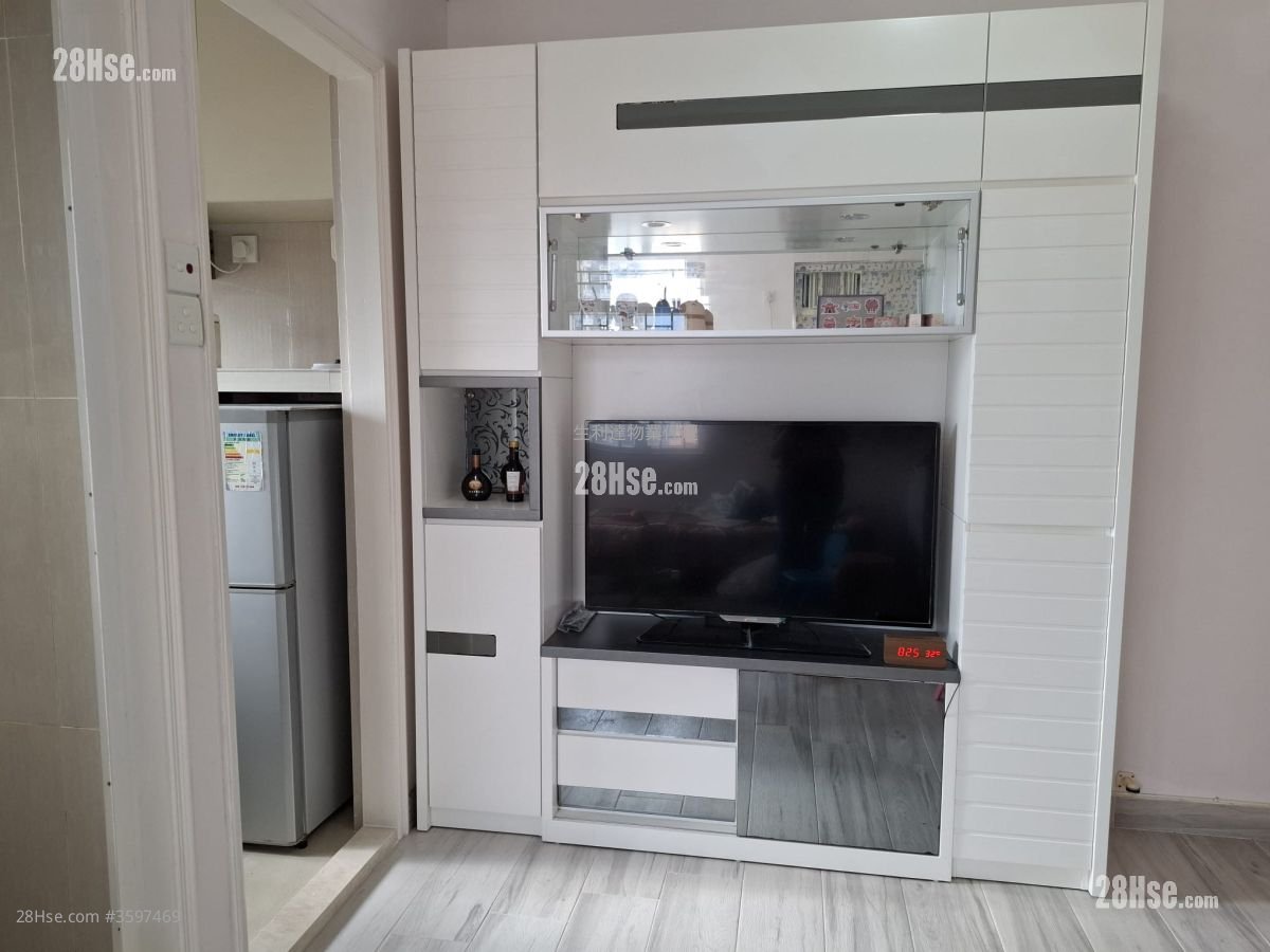 Faerie Court Sell 1 Bedroom , 1 Bathroom 252 ft²