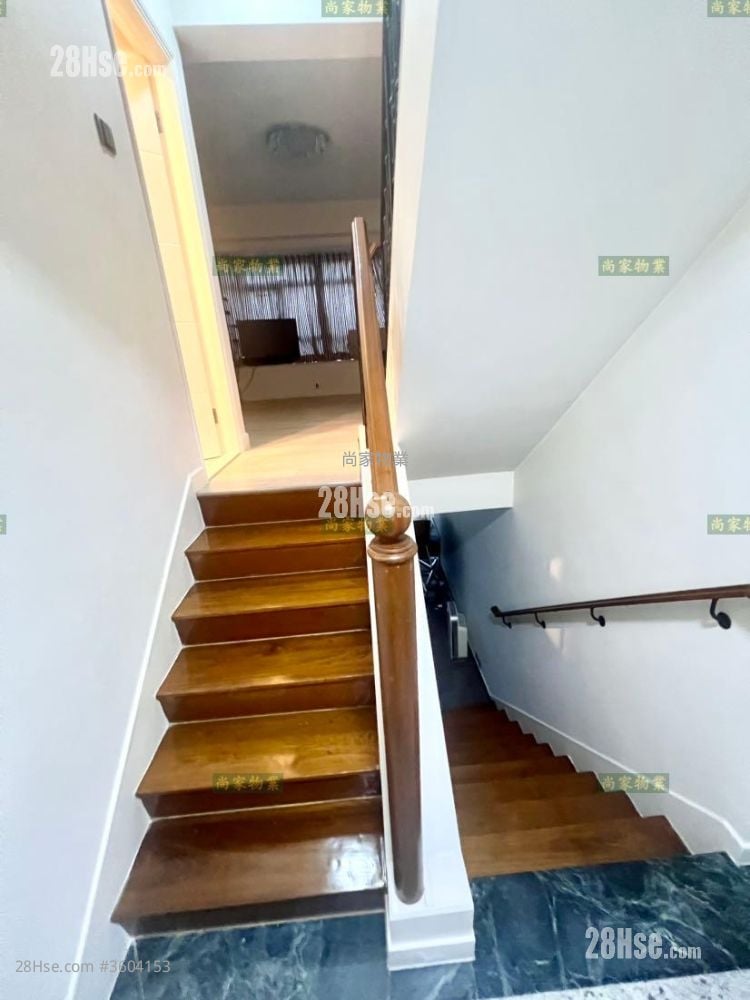 Bauhinia Garden Sell 3 Bedrooms , 3 Bathrooms 1,246 ft² Bauhinia Garden Sell 3 Bedrooms , 3 Bathrooms 1,246 ft²