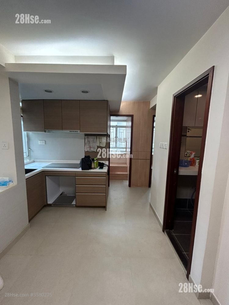 Wang Fai Mansion Rental 2 Bedrooms , 1 Bathroom 292 ft²