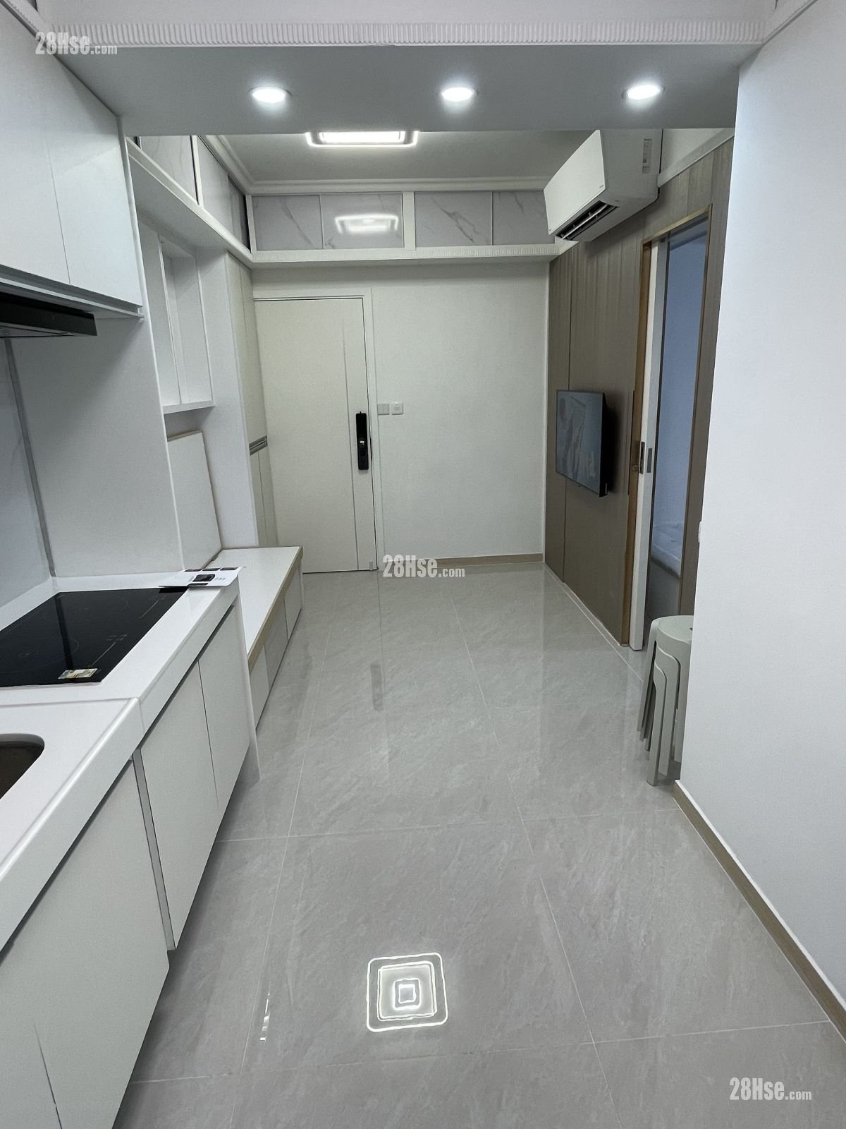 恆裕大廈 租盤 3 房 , 1 浴室 381 平方呎