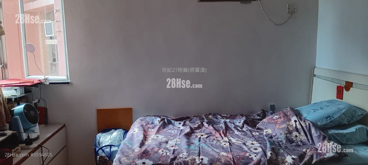 Kwong Ming Court Sell 3 Bedrooms , 1 Bathroom 634 ft² Kwong Ming Court Sell 3 Bedrooms , 1 Bathroom 634 ft²