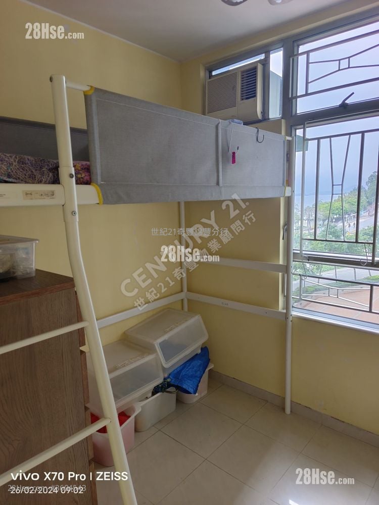 Kam Tai Court Sell 3 Bedrooms , 2 Bathrooms 650 ft² Kam Tai Court Sell 3 Bedrooms , 2 Bathrooms 650 ft²
