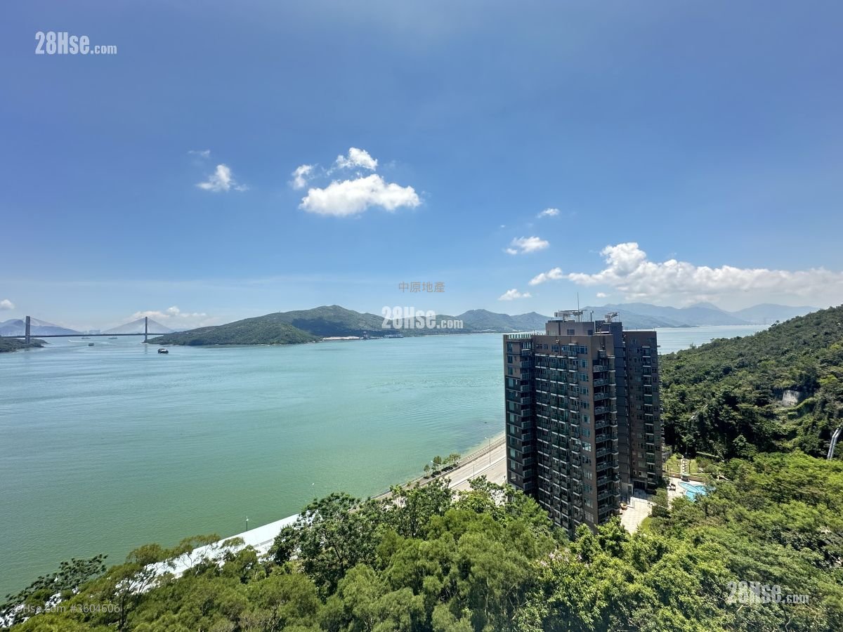 Hong Kong Garden Sell 3 Bedrooms , 2 Bathrooms 1,382 ft²