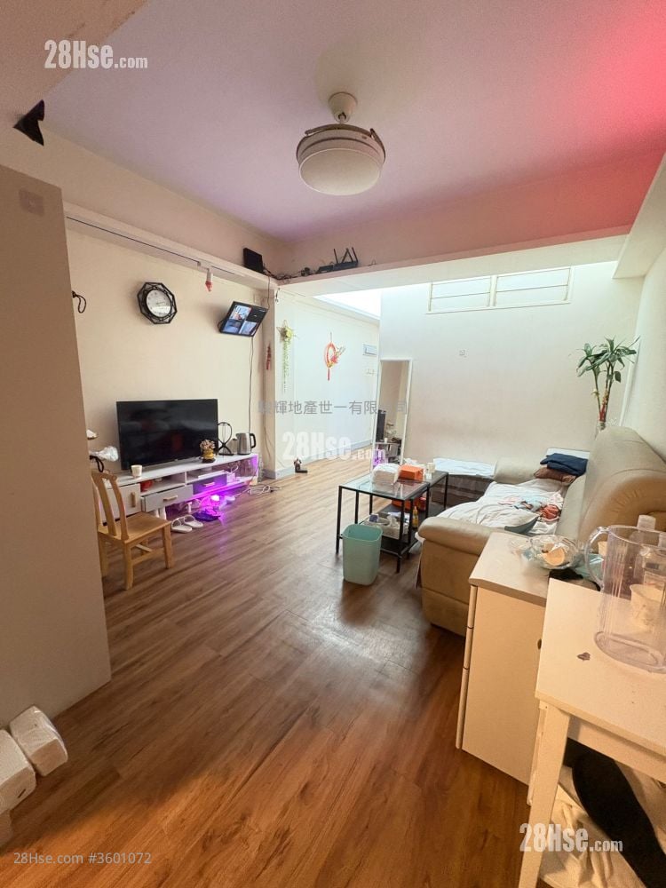 Windsor Mansion Rental 3 Bedrooms , 2 Bathrooms 534 ft² Windsor Mansion Rental 3 Bedrooms , 2 Bathrooms 534 ft²