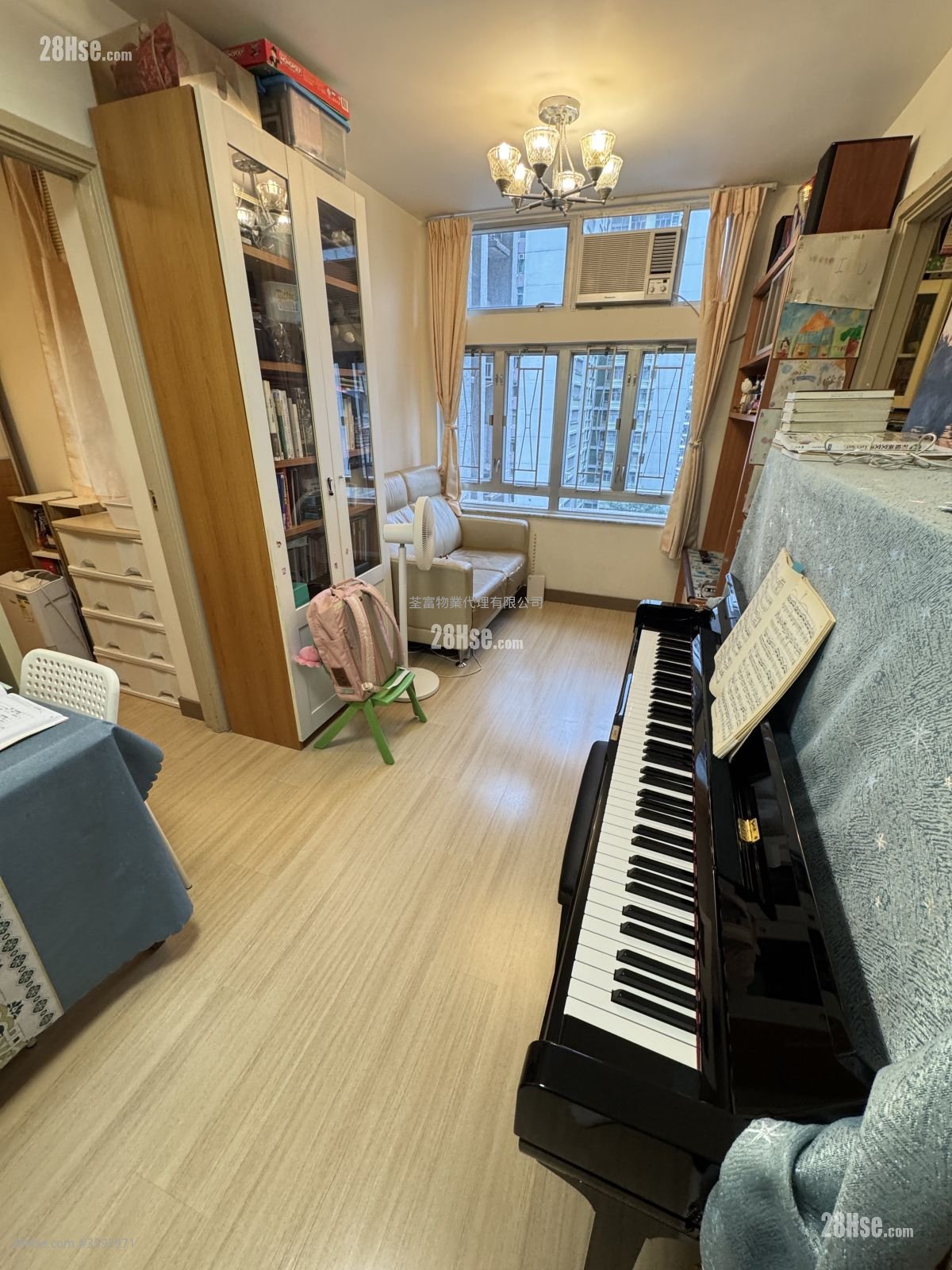 Kwai Yin Court Sell 2 Bedrooms , 1 Bathroom 401 ft²