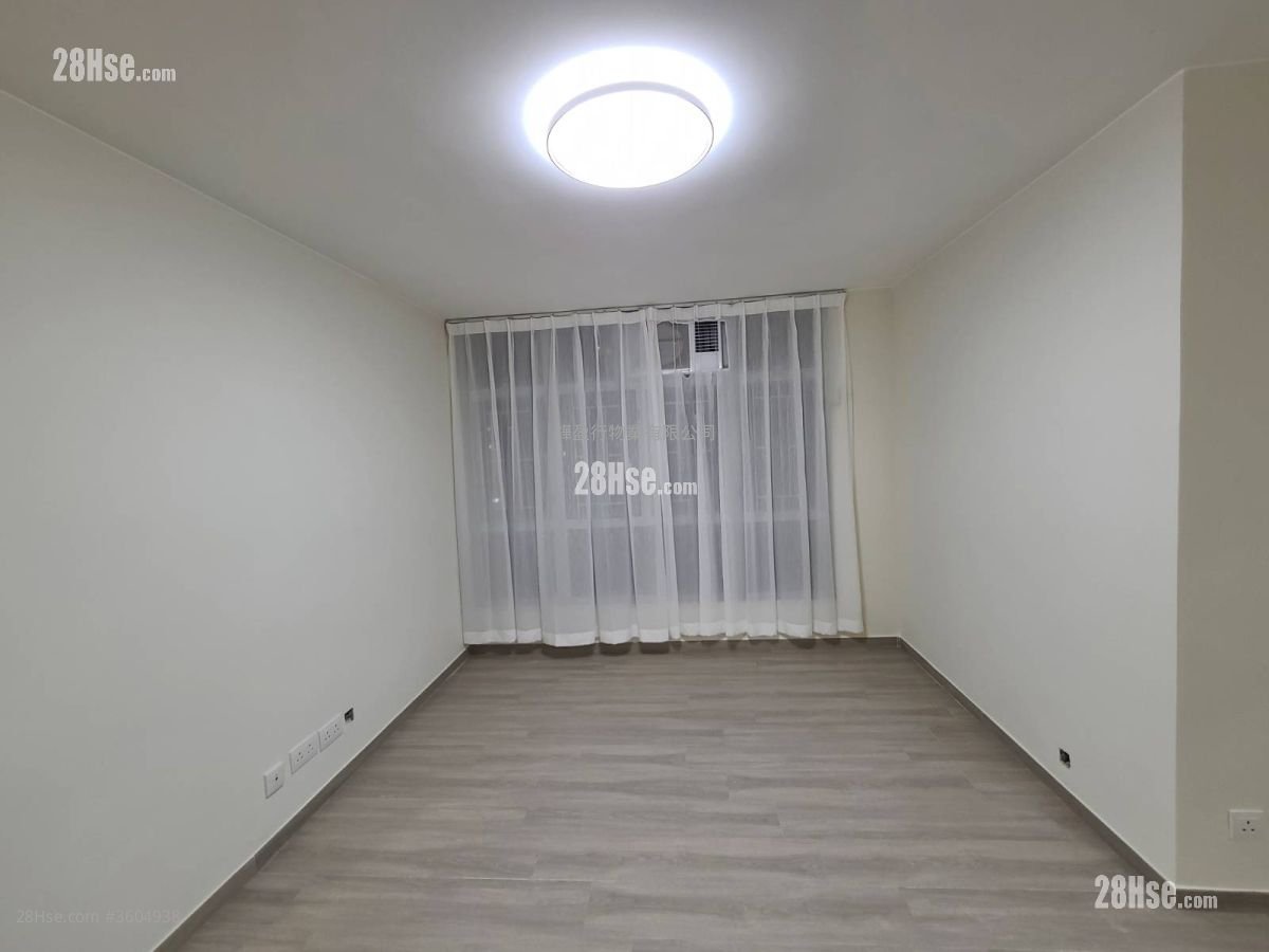 太古城 租盘 3 房 , 2 浴室 708 平方尺 太古城 租盘 3 房 , 2 浴室 708 平方尺