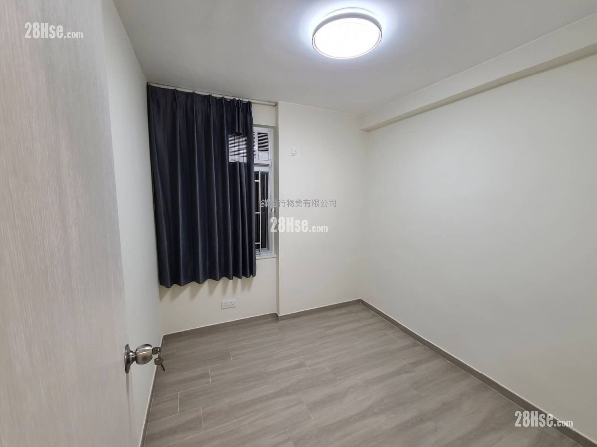 太古城 租盘 3 房 , 2 浴室 708 平方尺 太古城 租盘 3 房 , 2 浴室 708 平方尺