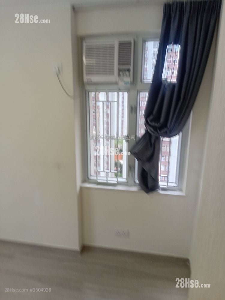 太古城 租盘 3 房 , 2 浴室 708 平方尺 太古城 租盘 3 房 , 2 浴室 708 平方尺