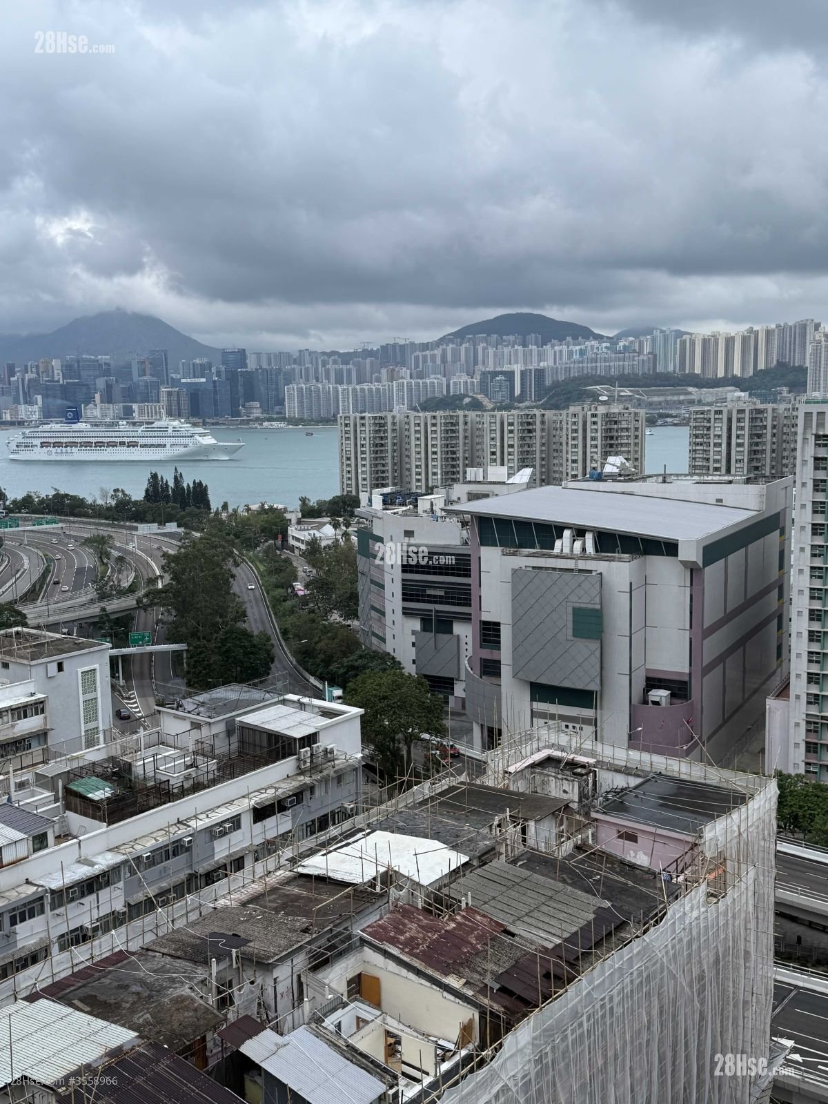 丽湾大厦 售盘 3 房 271 平方尺