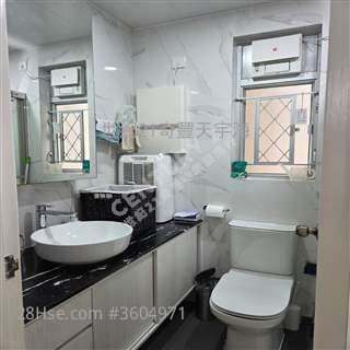 Kam Tai Court Sell 2 Bedrooms , 1 Bathroom 526 ft² Kam Tai Court Sell 2 Bedrooms , 1 Bathroom 526 ft²