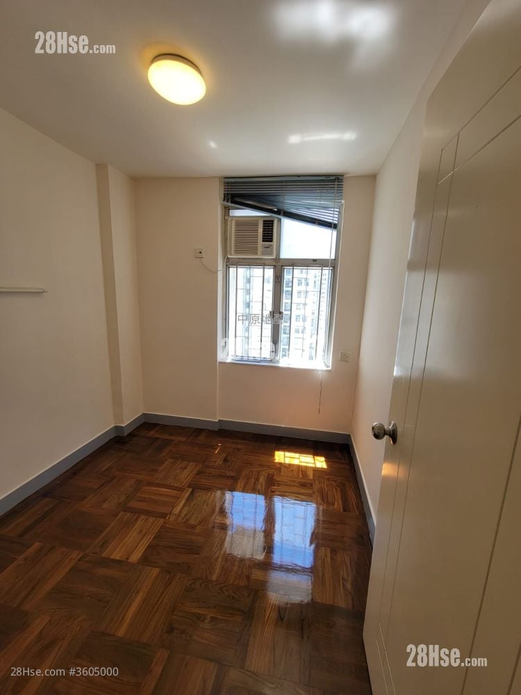 太古城 租盘 3 房 , 2 浴室 680 平方尺 太古城 租盘 3 房 , 2 浴室 680 平方尺