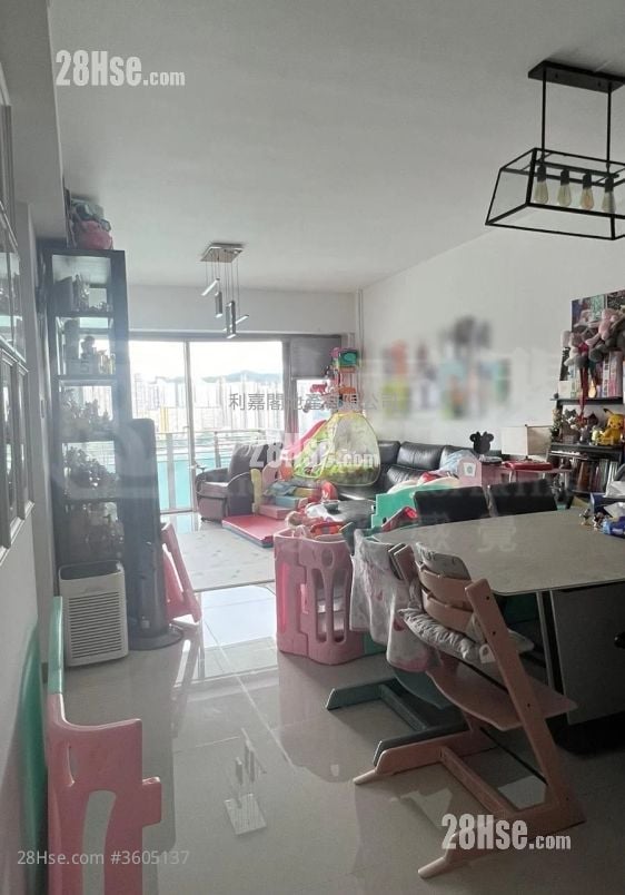 海之恋 售盘 4 房 1,153 平方尺 海之恋 售盘 4 房 1,153 平方尺