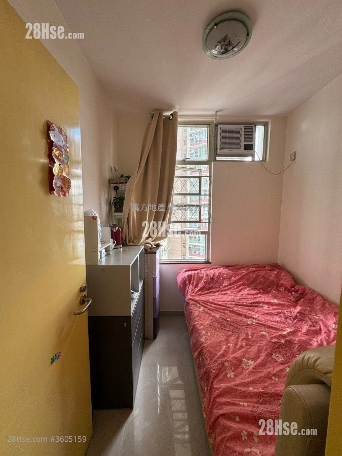 Kam Tai Court Sell 2 Bedrooms , 1 Bathroom 517 ft² Kam Tai Court Sell 2 Bedrooms , 1 Bathroom 517 ft²