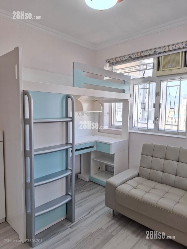 Faerie Court Sell 1 Bedroom , 1 Bathroom 252 ft²