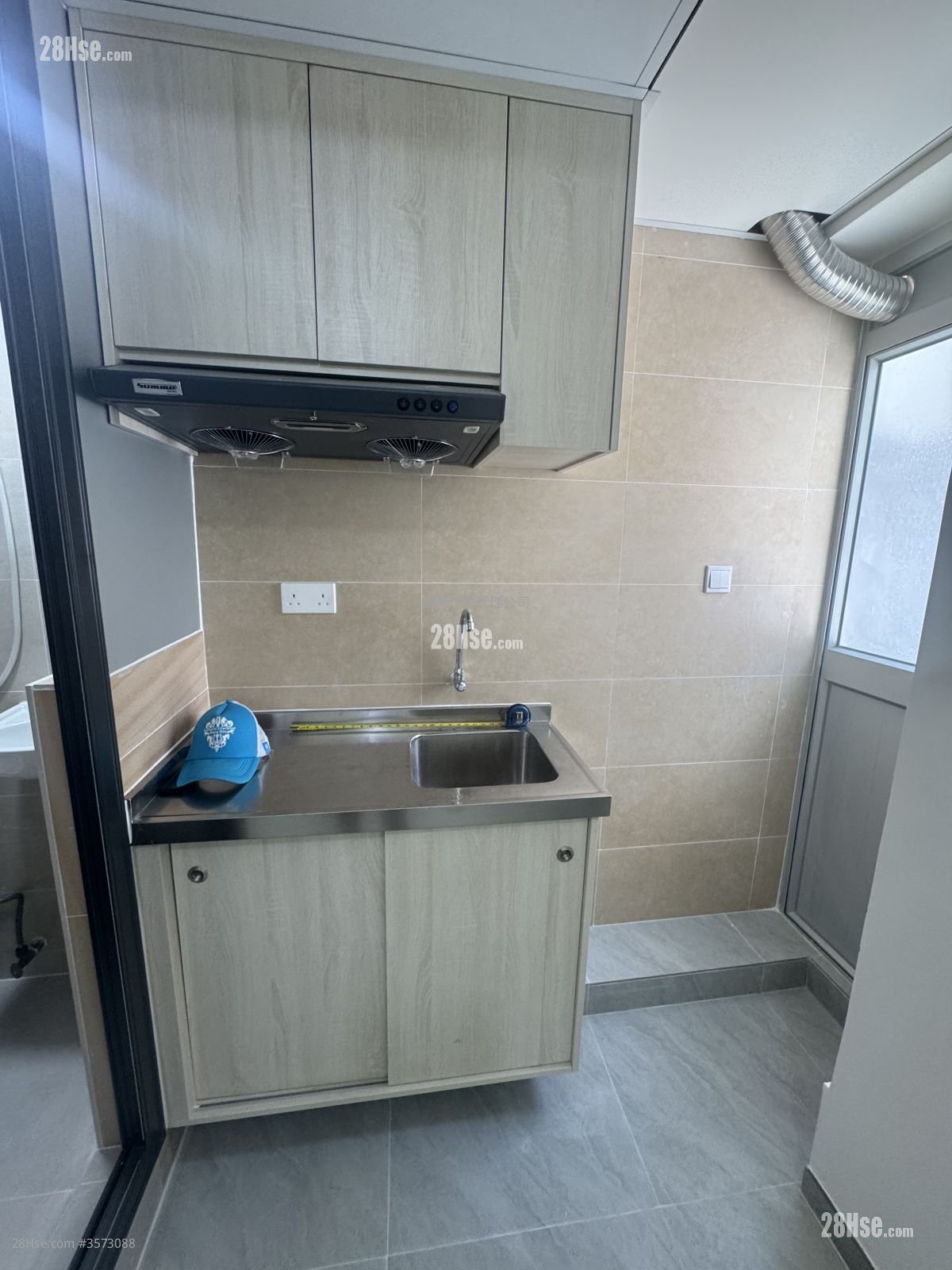 鑽石樓 租盤 開放式間隔 , 1 浴室 150 平方呎 鑽石樓 租盤 開放式間隔 , 1 浴室 150 平方呎