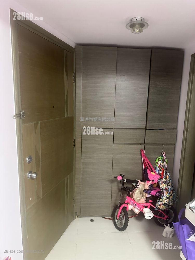 Kam Tai Court Sell 2 Bedrooms , 1 Bathroom 526 ft² Kam Tai Court Sell 2 Bedrooms , 1 Bathroom 526 ft²