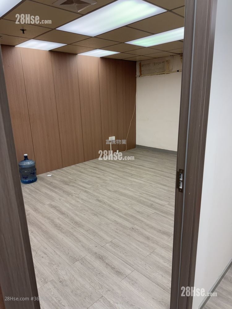 World-Wide Industrial Centre Rental 1 Bedroom , 2 Toilets World-Wide Industrial Centre Rental 1 Bedroom , 2 Toilets
