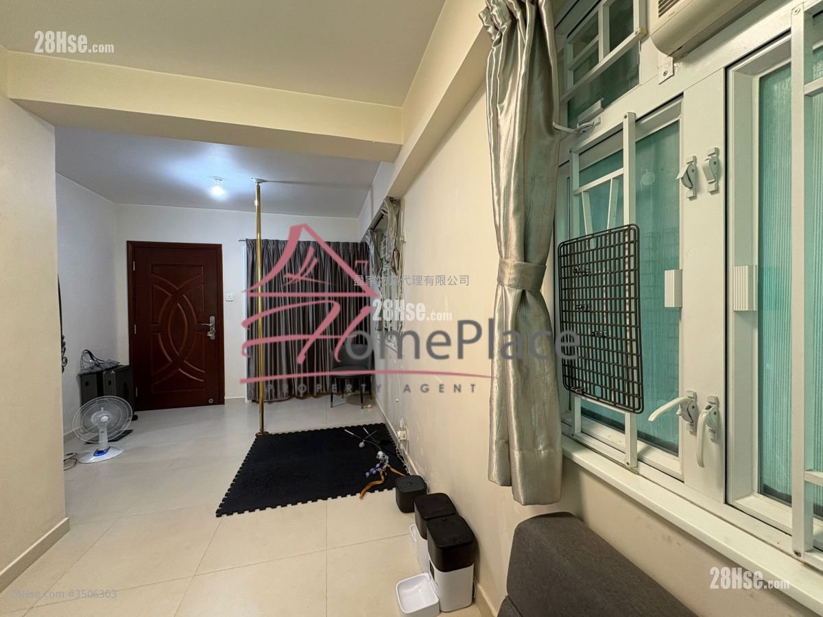 Midland Centre Sell Studio , 1 Bathroom 285 ft²
