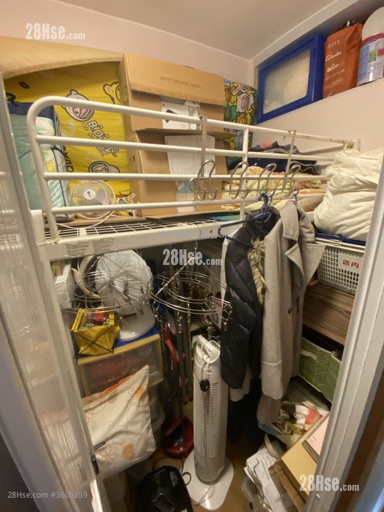 Gillies Mansion Sell 3 Bedrooms , 1 Bathroom 511 ft² Gillies Mansion Sell 3 Bedrooms , 1 Bathroom 511 ft²