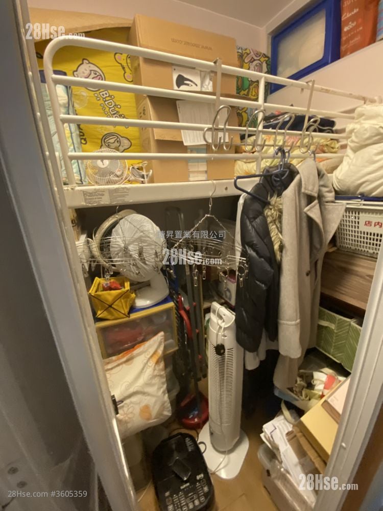 Gillies Mansion Sell 3 Bedrooms , 1 Bathroom 511 ft² Gillies Mansion Sell 3 Bedrooms , 1 Bathroom 511 ft²