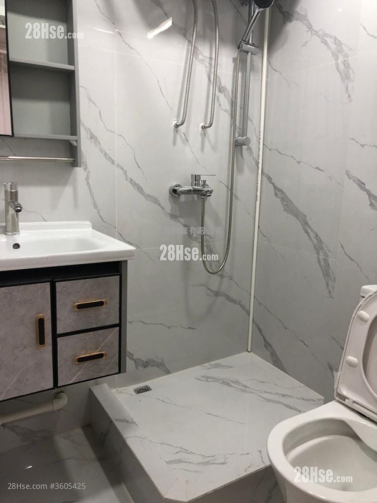 169 Yee Kuk Street Rental Studio , 1 Bathroom 140 ft² 169 Yee Kuk Street Rental Studio , 1 Bathroom 140 ft²