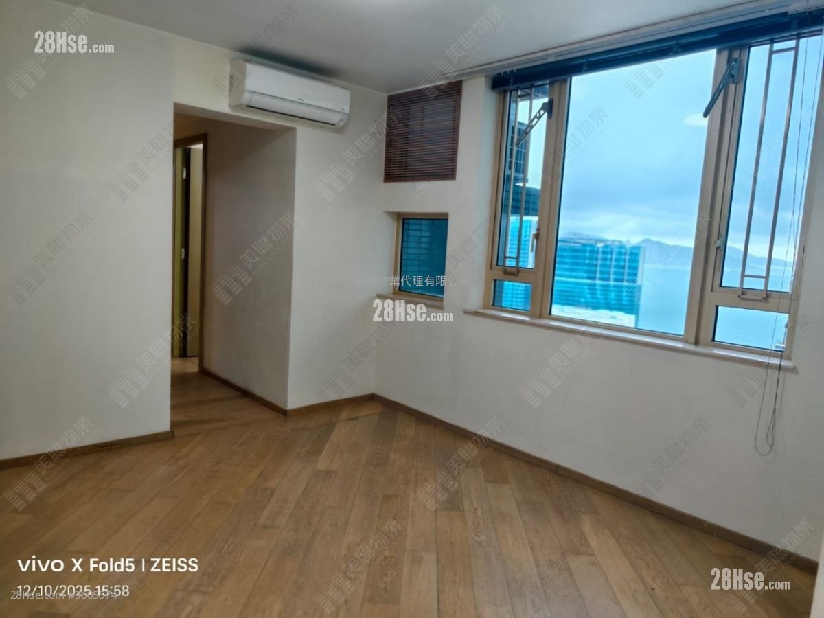 Harbour Place Sell 3 Bedrooms 589 ft² Harbour Place Sell 3 Bedrooms 589 ft²