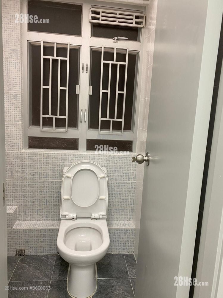 福强工业大厦 售盘 2 厕所