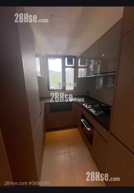 柏傲庄 租盘 3 房 , 2 浴室 754 平方尺 柏傲庄 租盘 3 房 , 2 浴室 754 平方尺