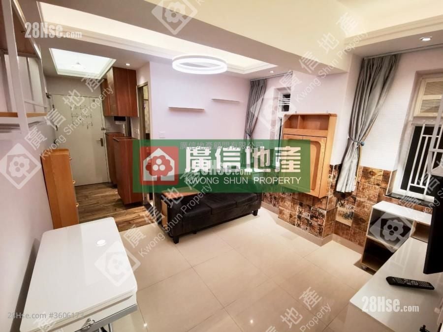 Chung Wo Building Rental 3 Bedrooms , 1 Bathroom 438 ft²