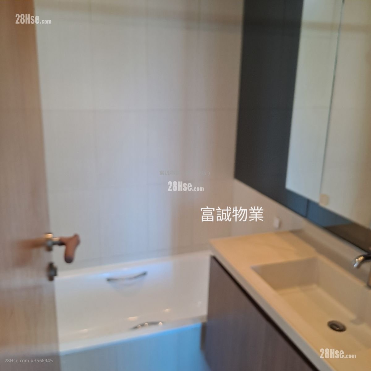 Canaryside Rental 2 Bedrooms , 1 Bathroom 441 ft² Canaryside Rental 2 Bedrooms , 1 Bathroom 441 ft²