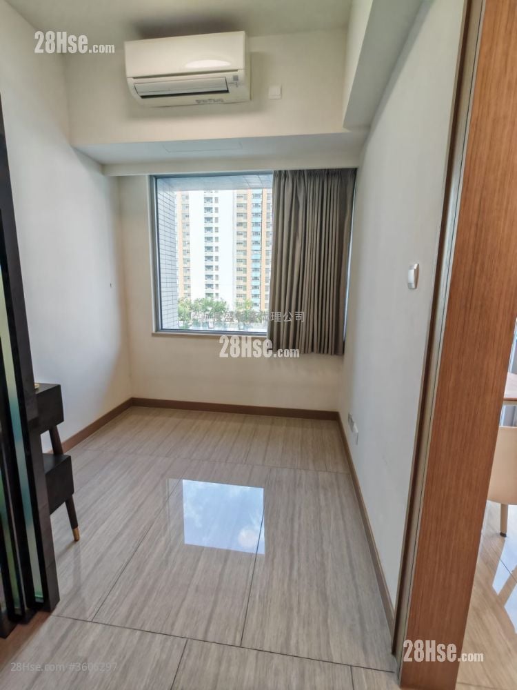 Cullinan West Sell 1 Bedroom , 1 Bathroom 353 ft² Cullinan West Sell 1 Bedroom , 1 Bathroom 353 ft²