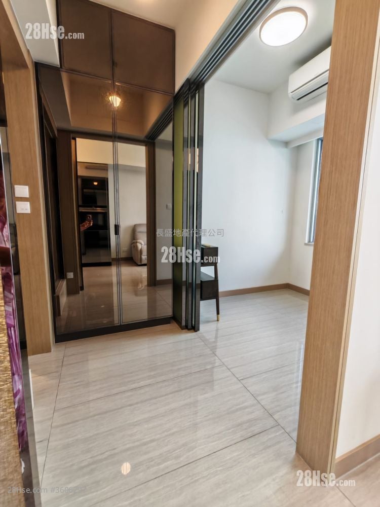 Cullinan West Sell 1 Bedroom , 1 Bathroom 353 ft² Cullinan West Sell 1 Bedroom , 1 Bathroom 353 ft²