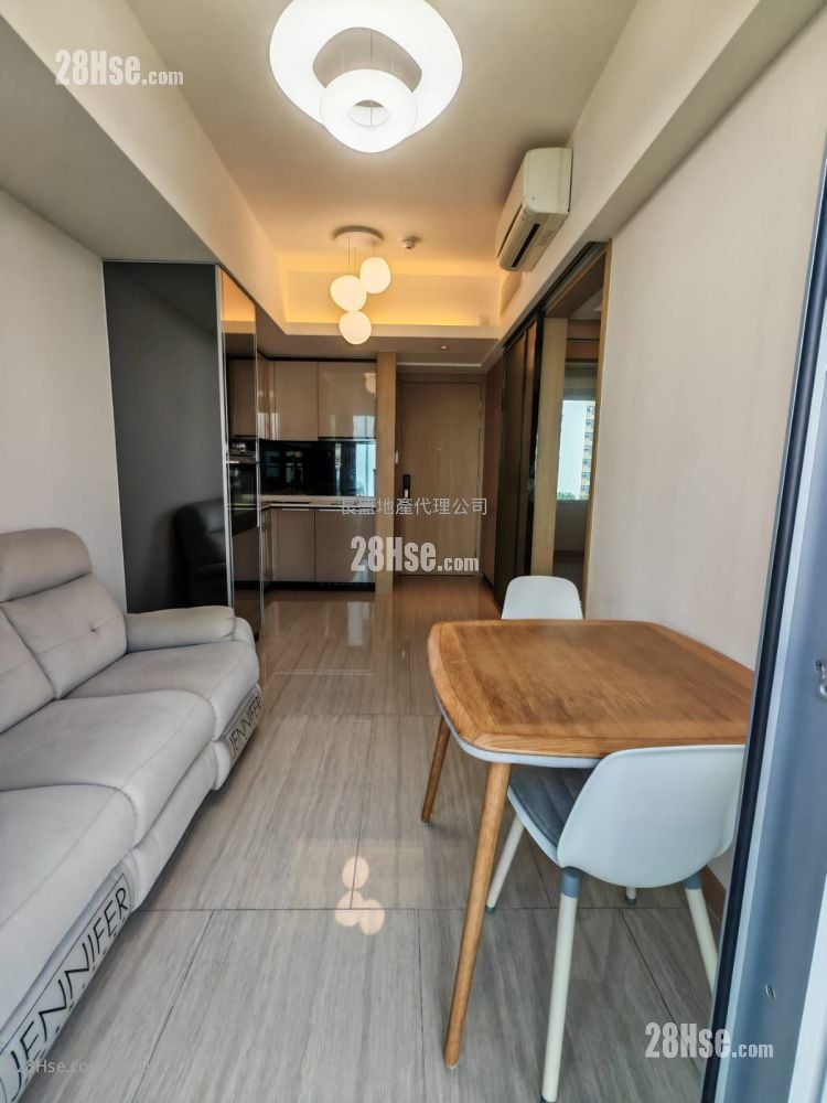 Cullinan West Sell 1 Bedroom , 1 Bathroom 353 ft² Cullinan West Sell 1 Bedroom , 1 Bathroom 353 ft²