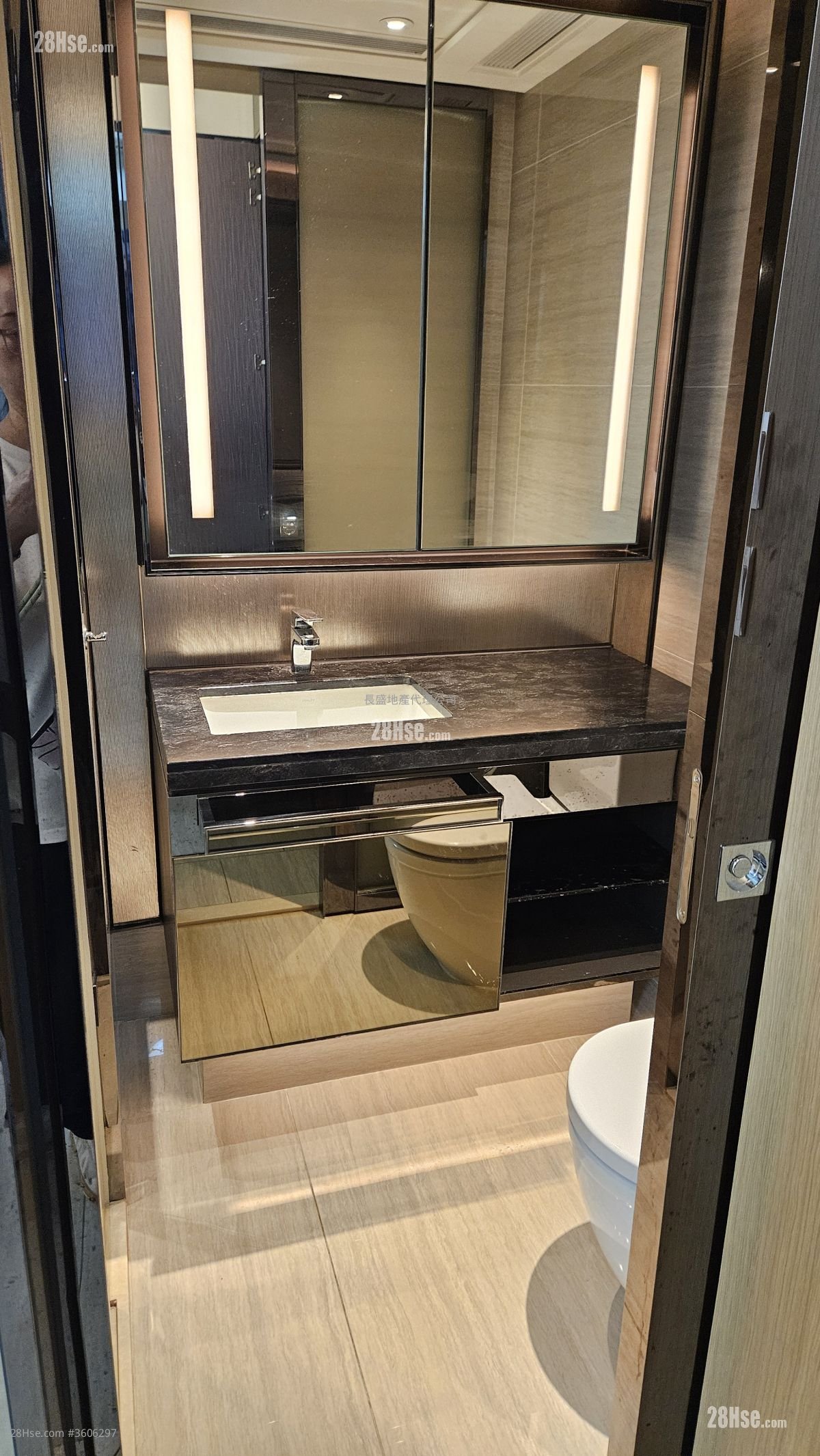 Cullinan West Sell 1 Bedroom , 1 Bathroom 353 ft² Cullinan West Sell 1 Bedroom , 1 Bathroom 353 ft²