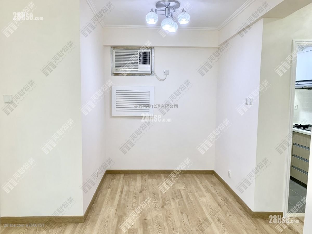 Belair Monte Sell 2 Bedrooms 427 ft² Belair Monte Sell 2 Bedrooms 427 ft²