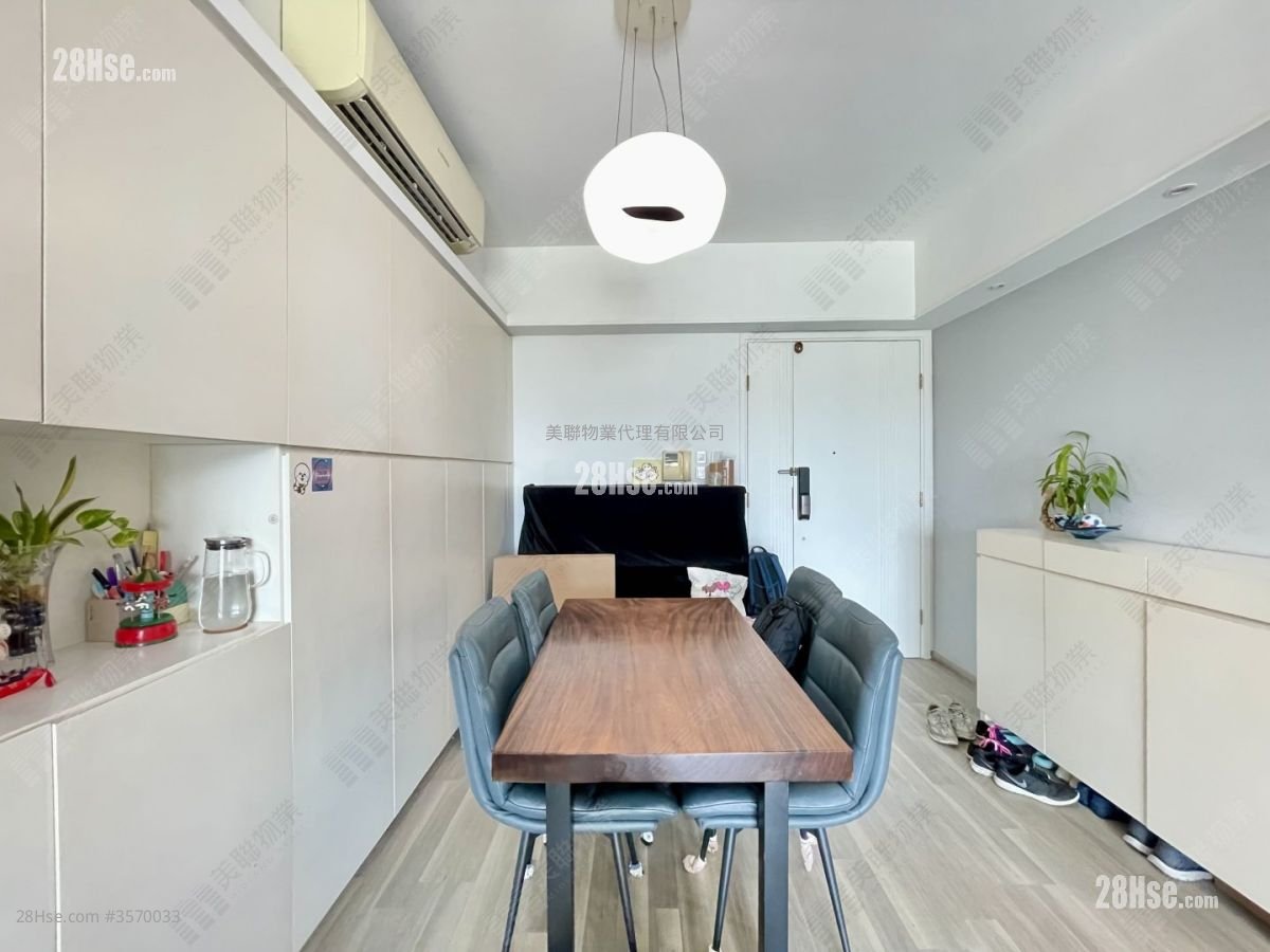 Parc Palais Sell 3 Bedrooms , 3 Bathrooms 1,074 ft² Parc Palais Sell 3 Bedrooms , 3 Bathrooms 1,074 ft²