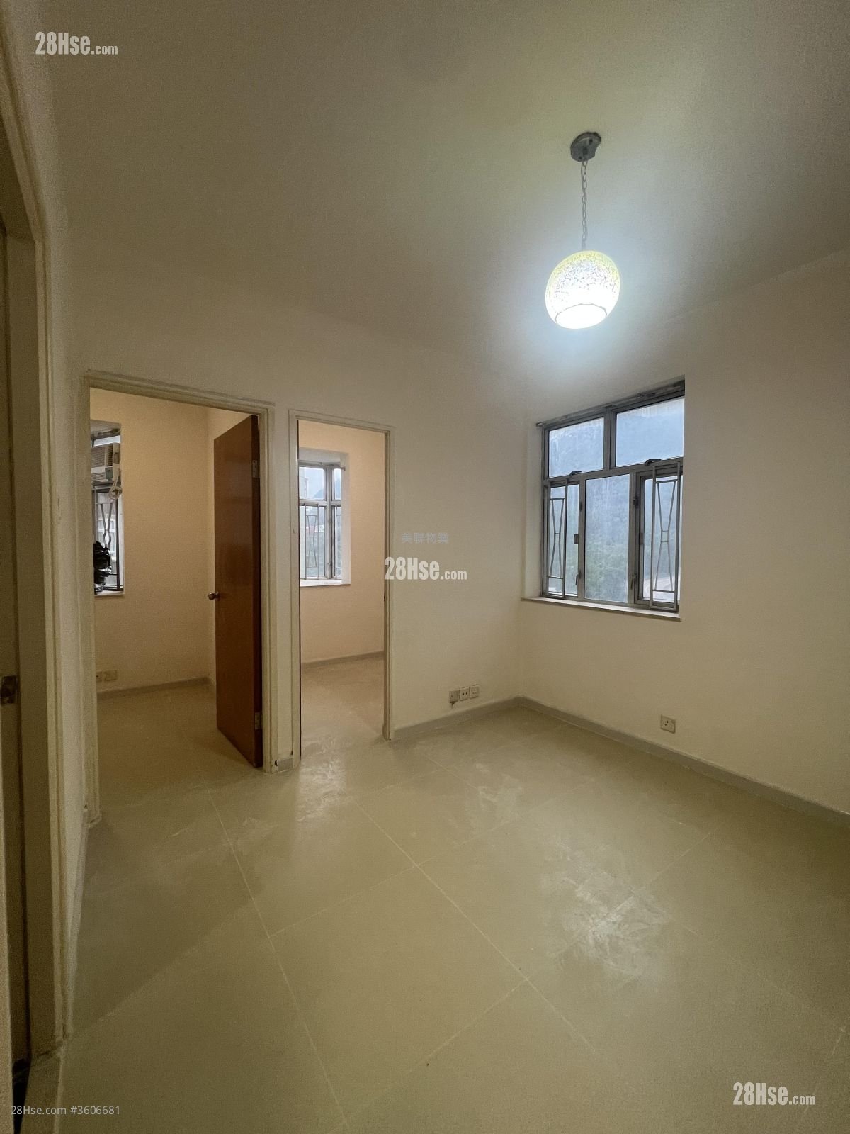 Kwai Fong Terrace Rental 397 ft²