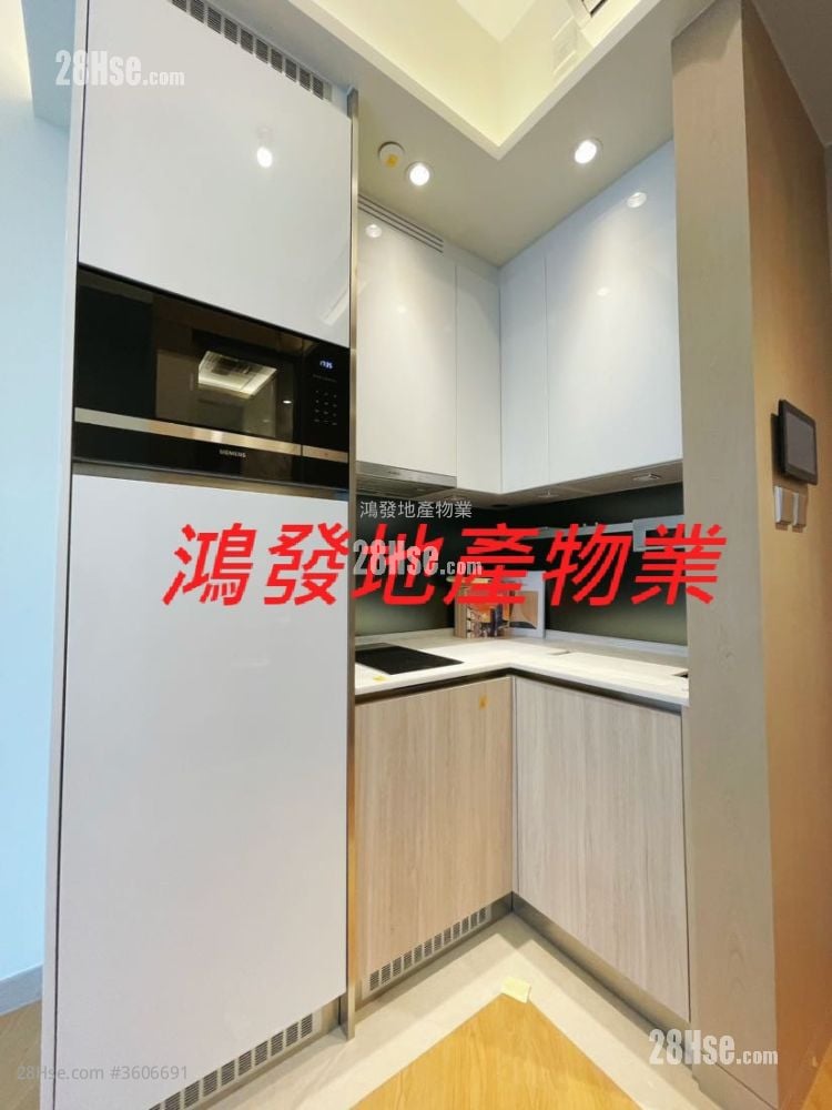 One Soho Rental 2 Bedrooms , 1 Bathroom 374 ft² One Soho Rental 2 Bedrooms , 1 Bathroom 374 ft²
