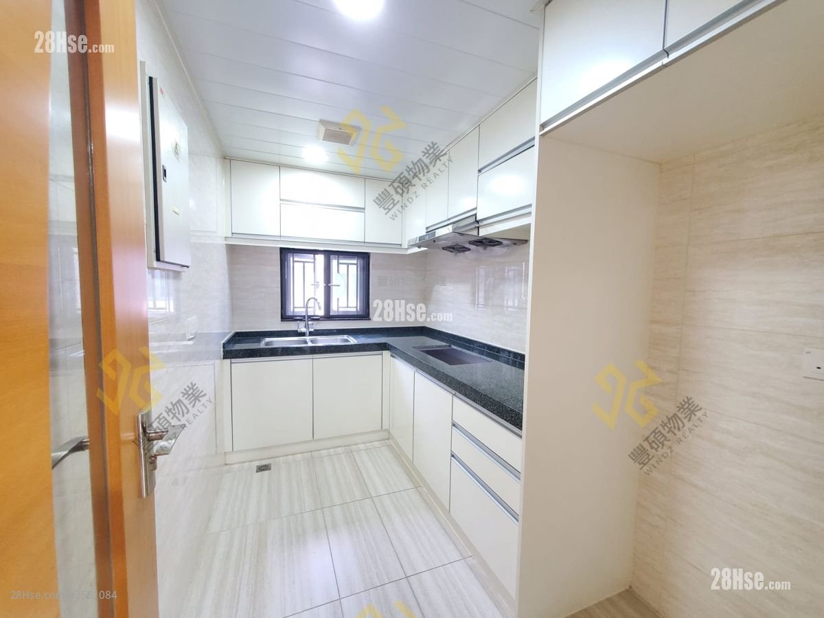 Village Rental 3 Bedrooms , 1 Bathroom Village Rental 3 Bedrooms , 1 Bathroom