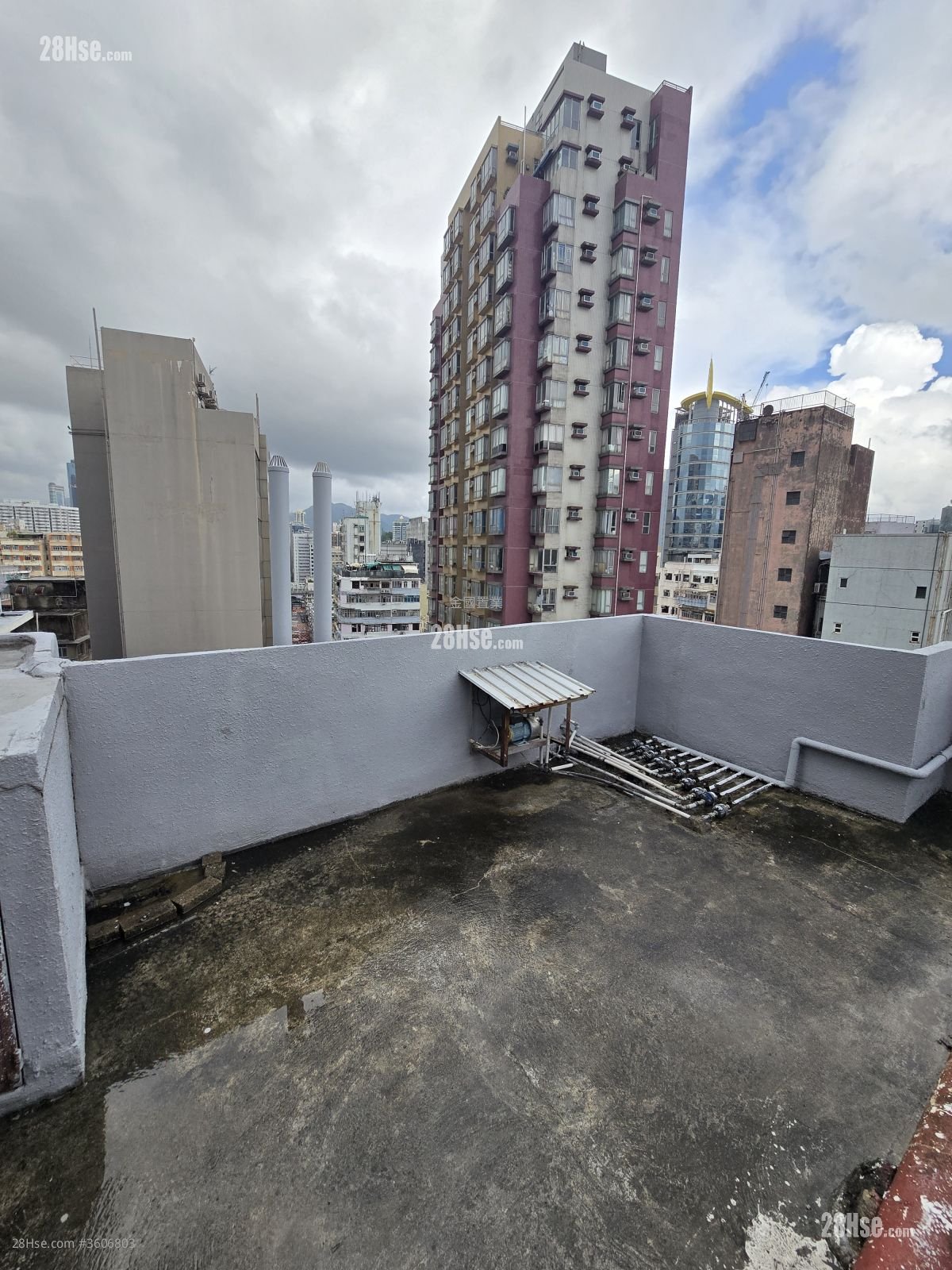 Ealing Court Sell 1 Bedroom , 1 Bathroom