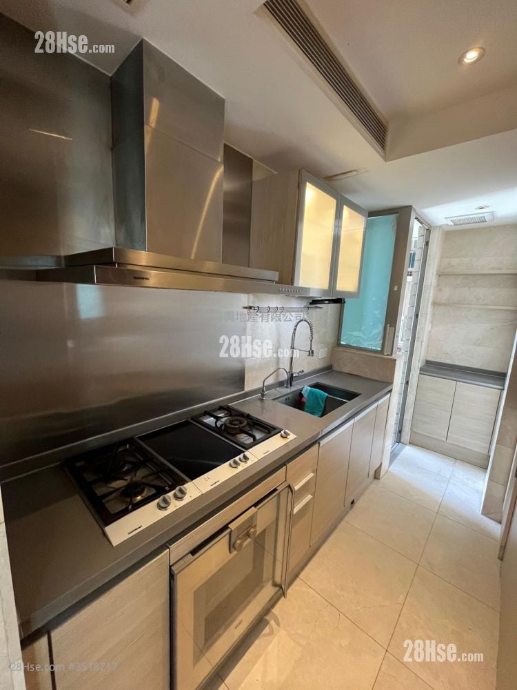 The Coronation Sell 3 Bedrooms , 2 Bathrooms 990 ft² The Coronation Sell 3 Bedrooms , 2 Bathrooms 990 ft²