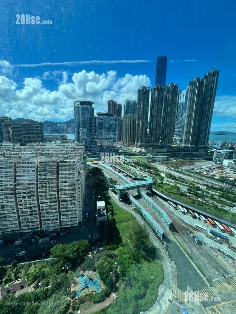 The Coronation Sell 3 Bedrooms , 2 Bathrooms 990 ft² The Coronation Sell 3 Bedrooms , 2 Bathrooms 990 ft²