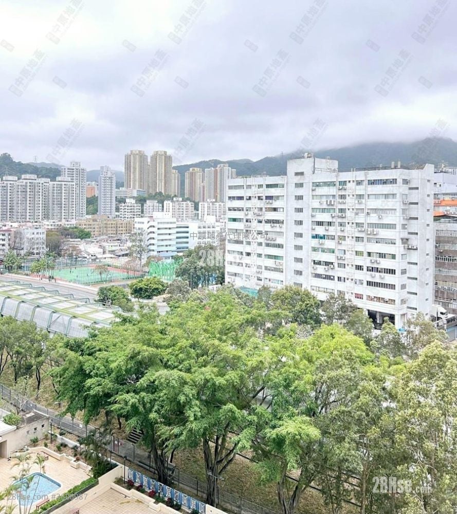 Man Lai Court Sell 3 Bedrooms , 2 Bathrooms 622 ft²