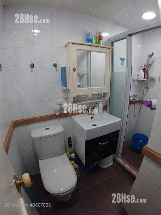 Bauhinia Garden Sell 3 Bedrooms , 2 Bathrooms 1,145 ft² Bauhinia Garden Sell 3 Bedrooms , 2 Bathrooms 1,145 ft²