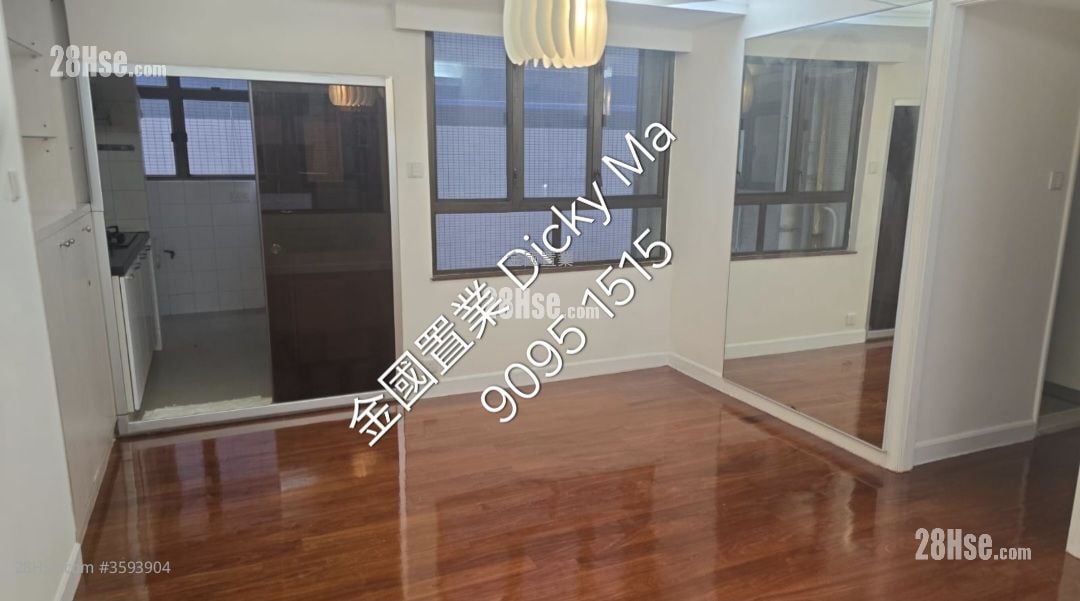 海信大廈 租盤 3 房 , 2 浴室 596 平方呎