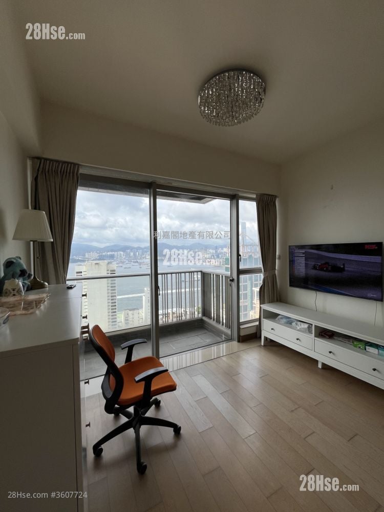 Island Crest Sell 3 Bedrooms , 1 Bathroom 554 ft²