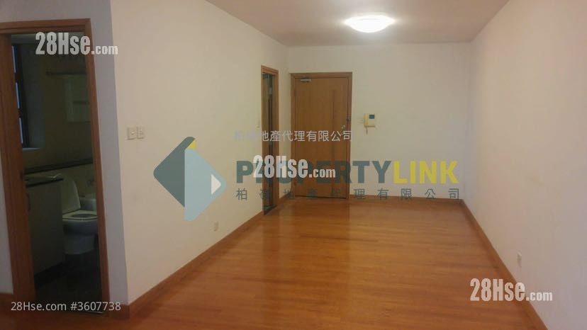 Hollywood Terrace Sell 2 Bedrooms , 1 Bathroom 616 ft²