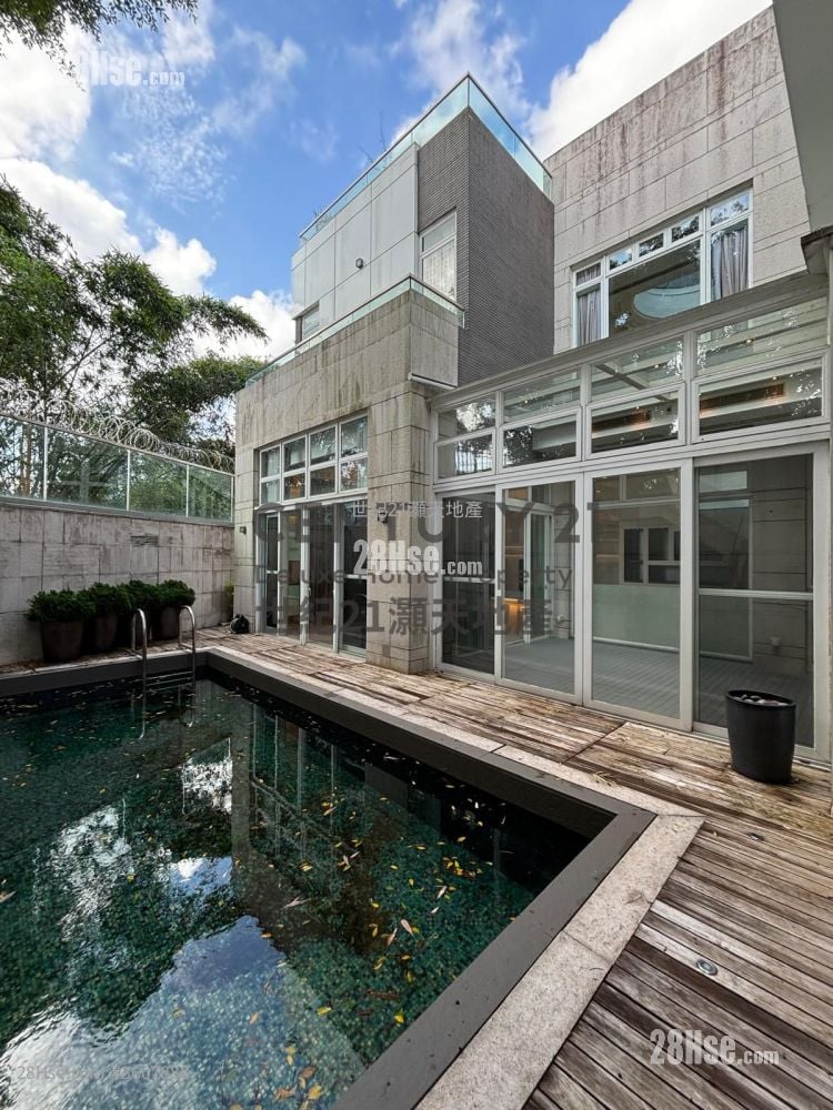 The Great Hill Sell 4 Bedrooms , 4 Bathrooms 3,197 ft²