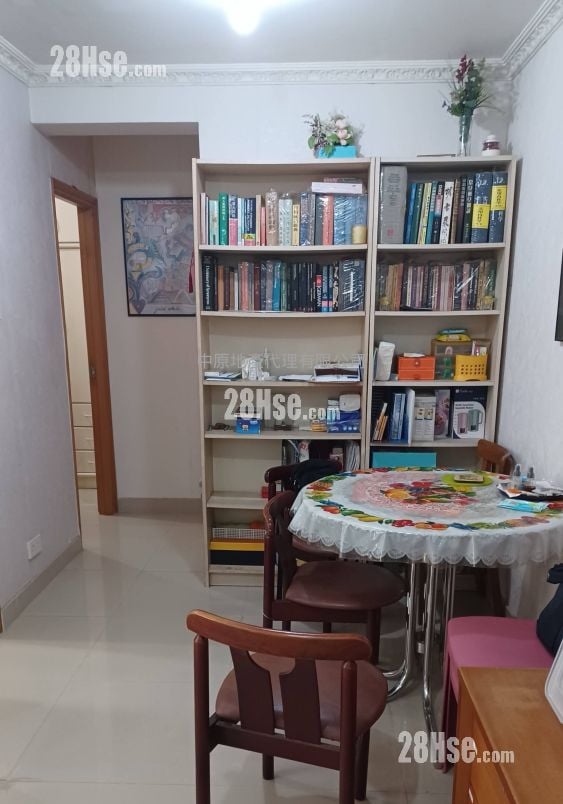 Ching Tai Court Sell 3 Bedrooms , 1 Bathroom 554 ft² Ching Tai Court Sell 3 Bedrooms , 1 Bathroom 554 ft²