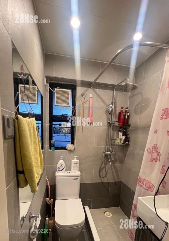 Siu Fung Court Sell 1 Bedroom , 1 Bathroom 262 ft² Siu Fung Court Sell 1 Bedroom , 1 Bathroom 262 ft²